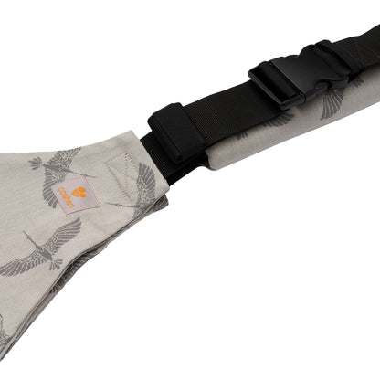 Toddler hip carrier used from 9 months to 48 months